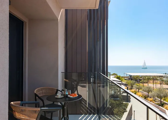 Anasa Luxury Hotel 4*