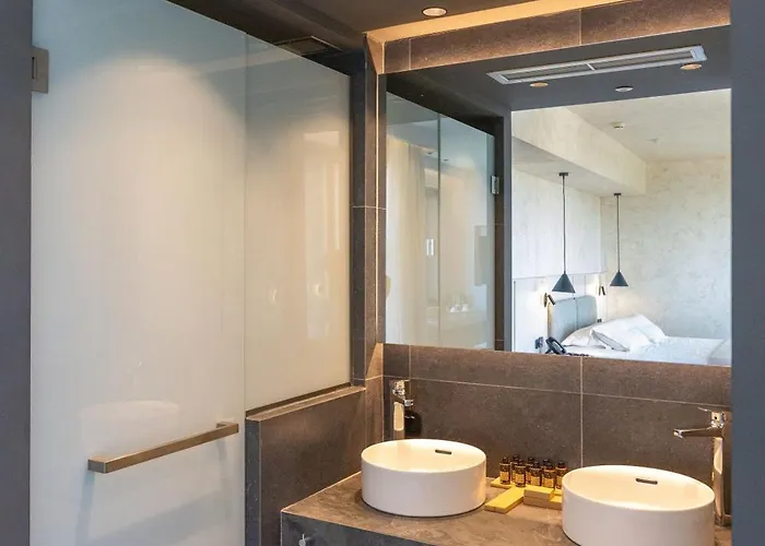 Anasa Luxury