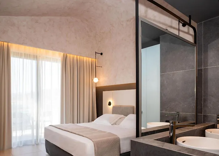 Anasa Luxury Elaiokhorion