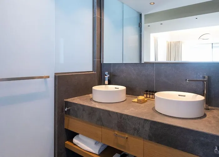 Anasa Luxury Hotel 4*